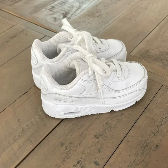 Nike Air Max 90 - Picture 2 of 9